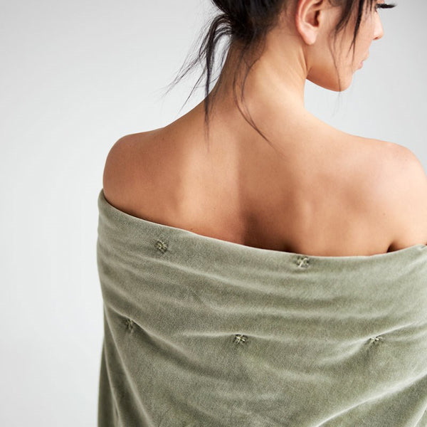 Venus Cotton Velvet Quilted Throw