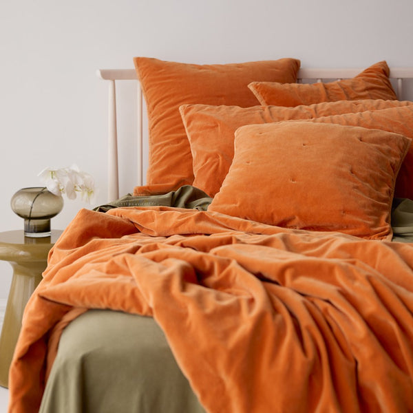 Venus Cotton Velvet Quilted Throw